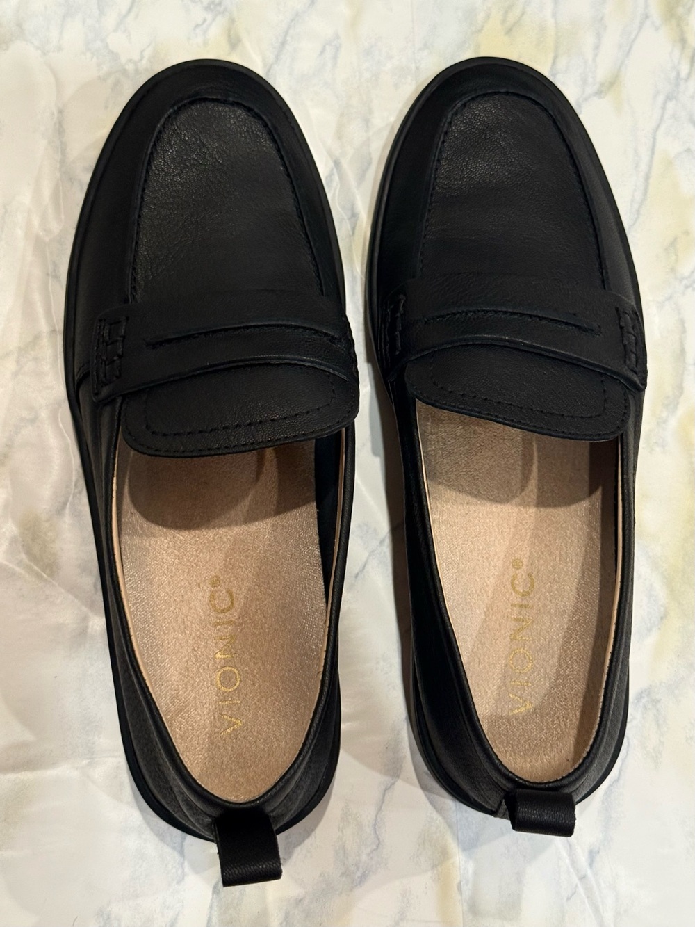 Vionic Chantel Black Sneaker Loafers 7